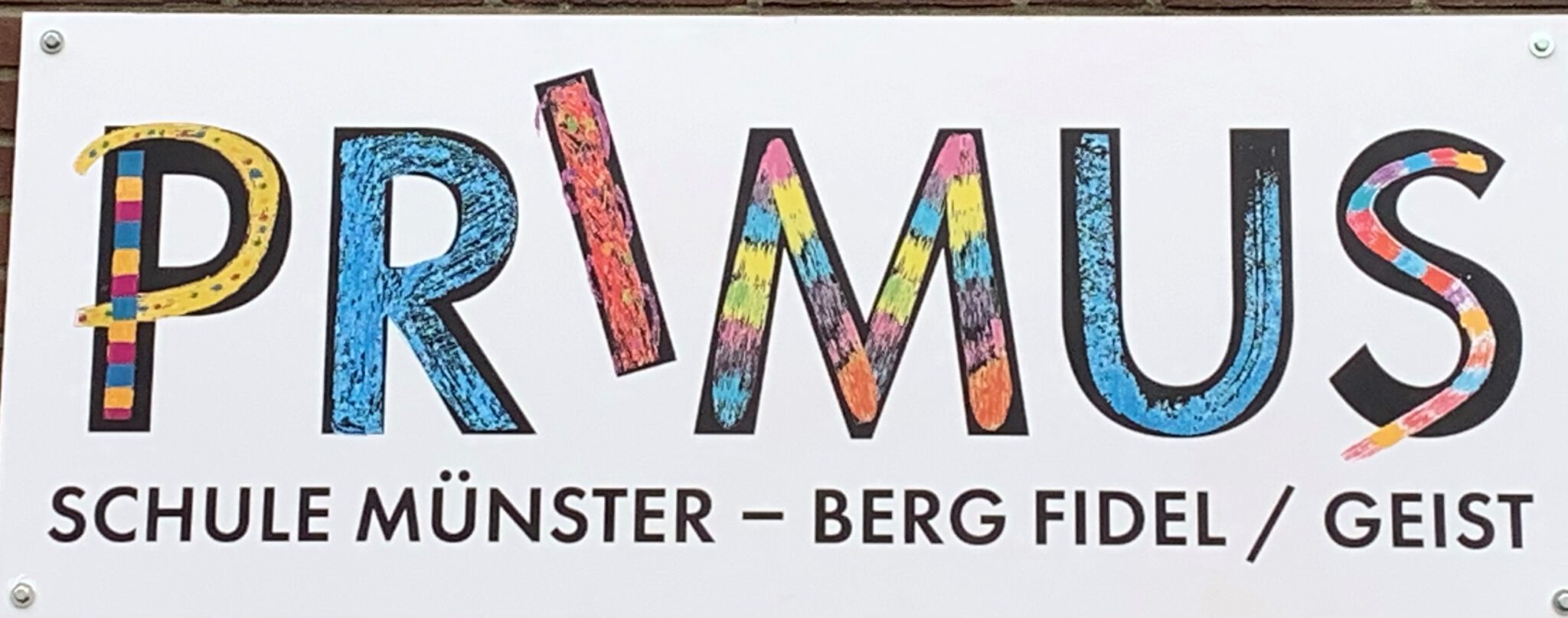 Primus Schule Münster - Blick über den Zaun