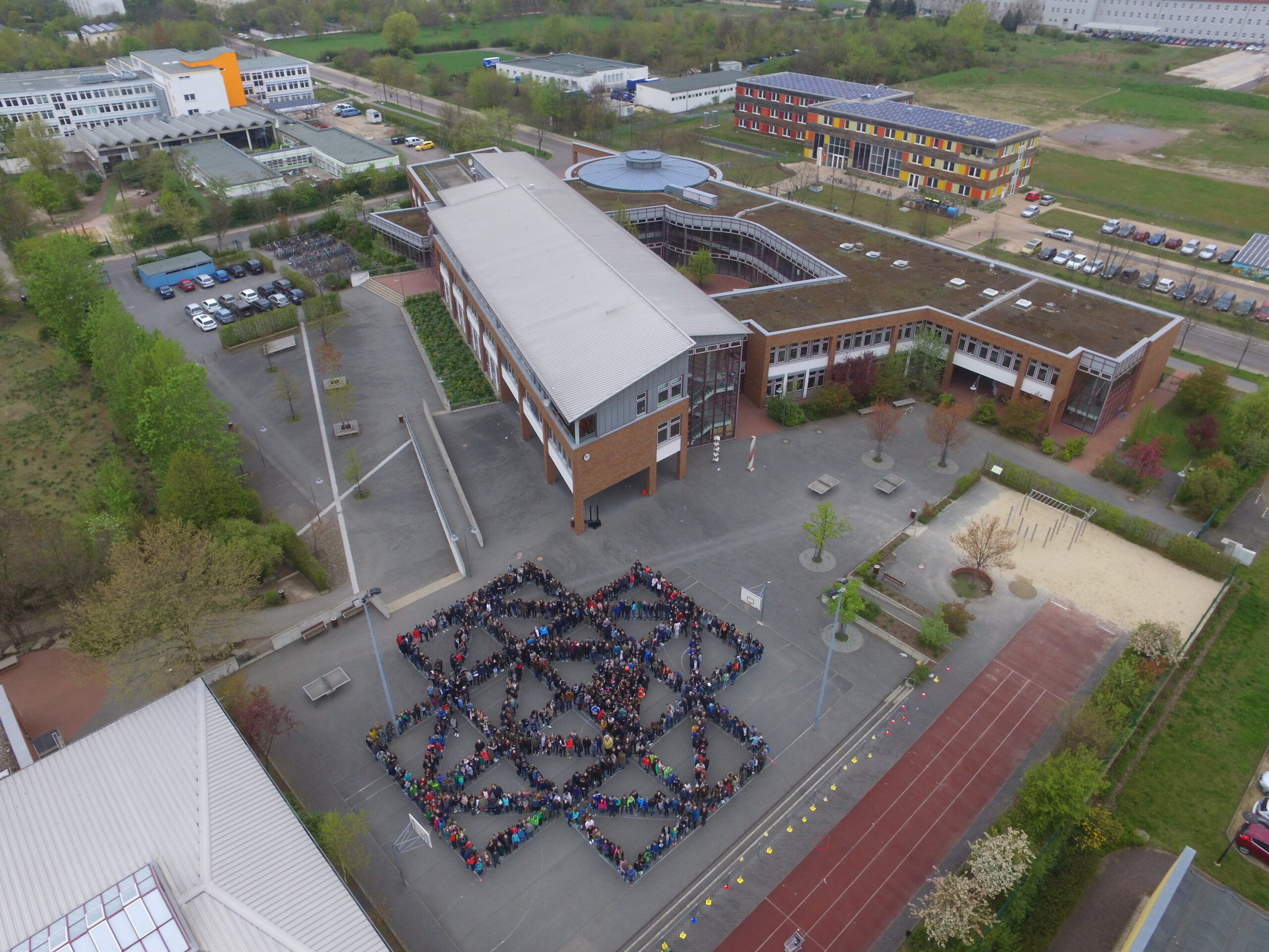 Foto Schulzentrum Halle scaled